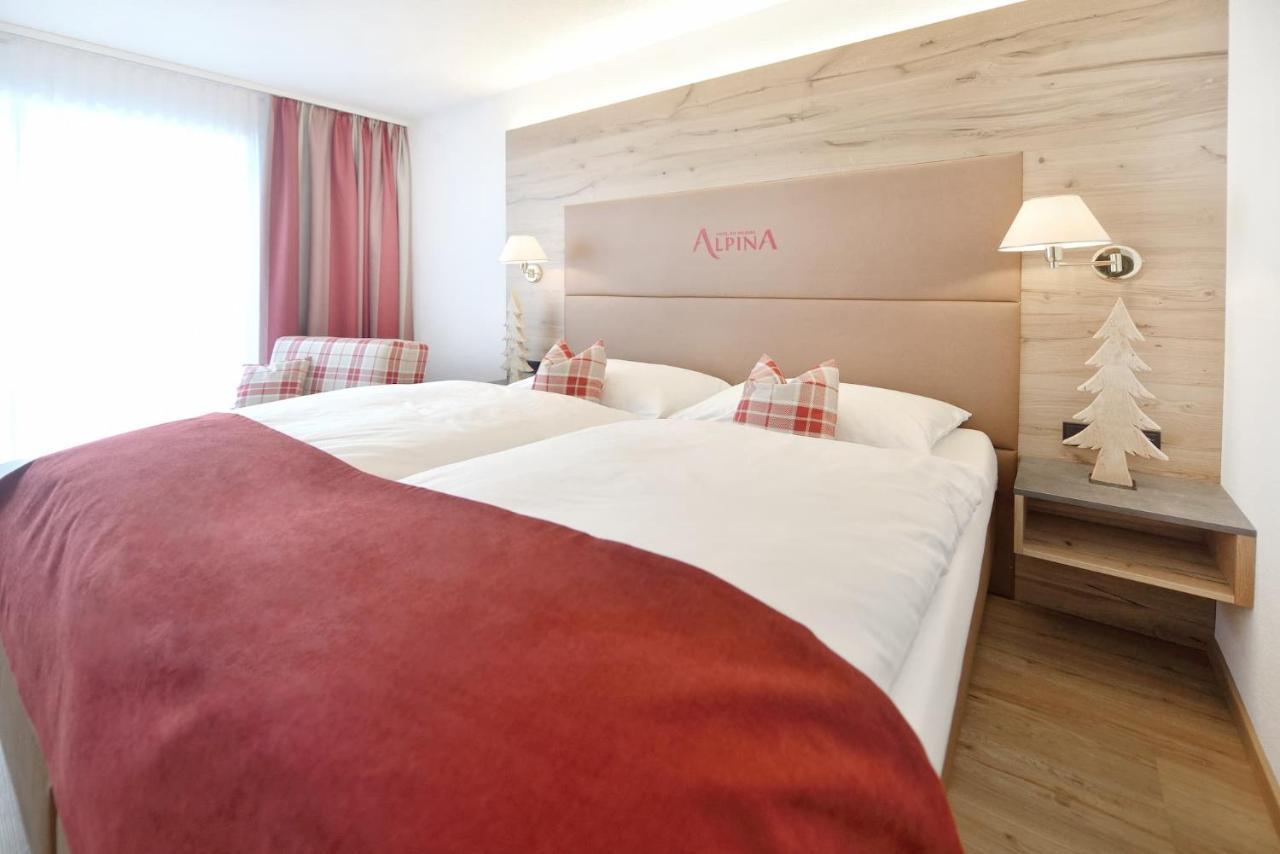 Hotel Alpina Superior Петтной-ам-Арльберг Екстер'єр фото